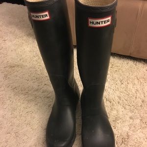 Hunter Rain Boots sz 10 (run large)